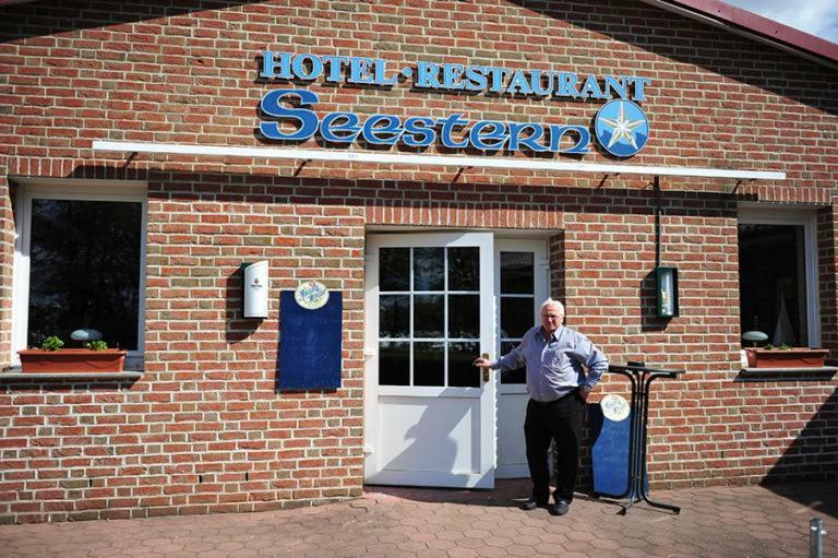 Отель Gasthaus Zum Seestern Ravensbruck Экстерьер фото